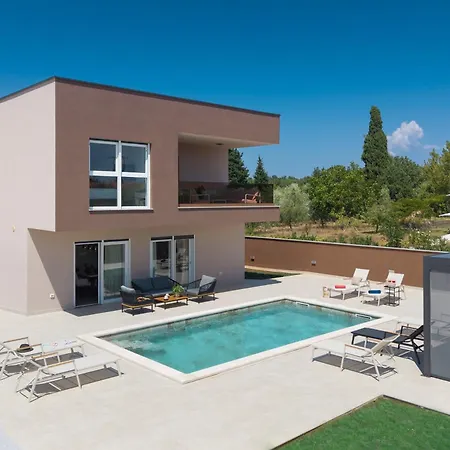 Villa Luxury Villa Klaudia With Private Pool Near Pula