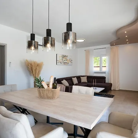 Luxury Klaudia With Private Pool Near Pula Villa Vodnjan