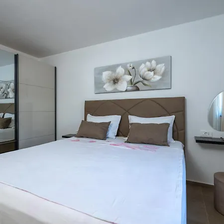 Luxury Klaudia With Private Pool Near Pula Villa Vodnjan