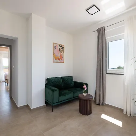 Luxury Klaudia With Private Pool Near Pula Villa Vodnjan