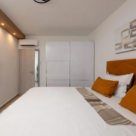 Villa Luxury Klaudia With Private Pool Near Pula