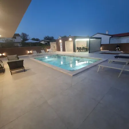 Luxury Klaudia With Private Pool Near Pula * Vodnjan